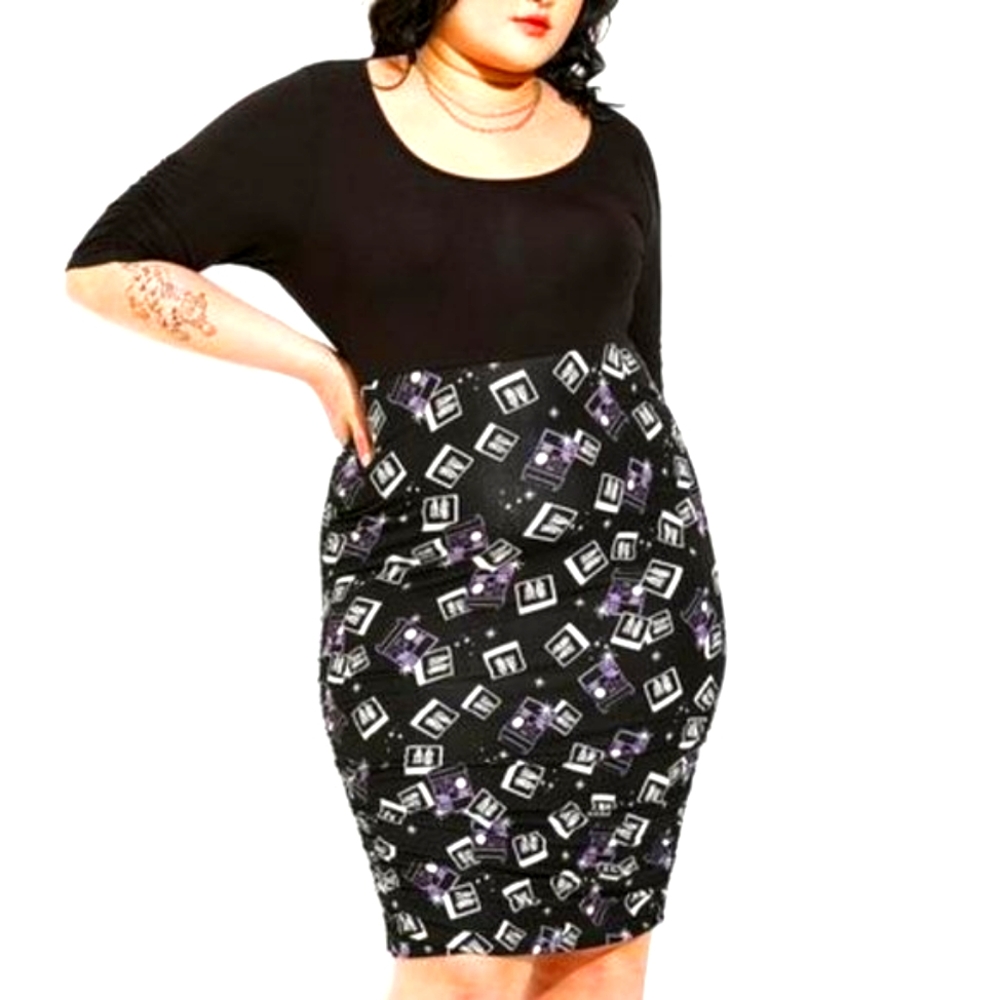 ❤️NWT TORRID SHEATH DRESS - BEETLEJUICE SHIRRED SUPER SOFT - HALLOWEEN